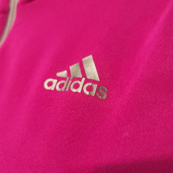 Sportswear Top - Picture 2 of 9